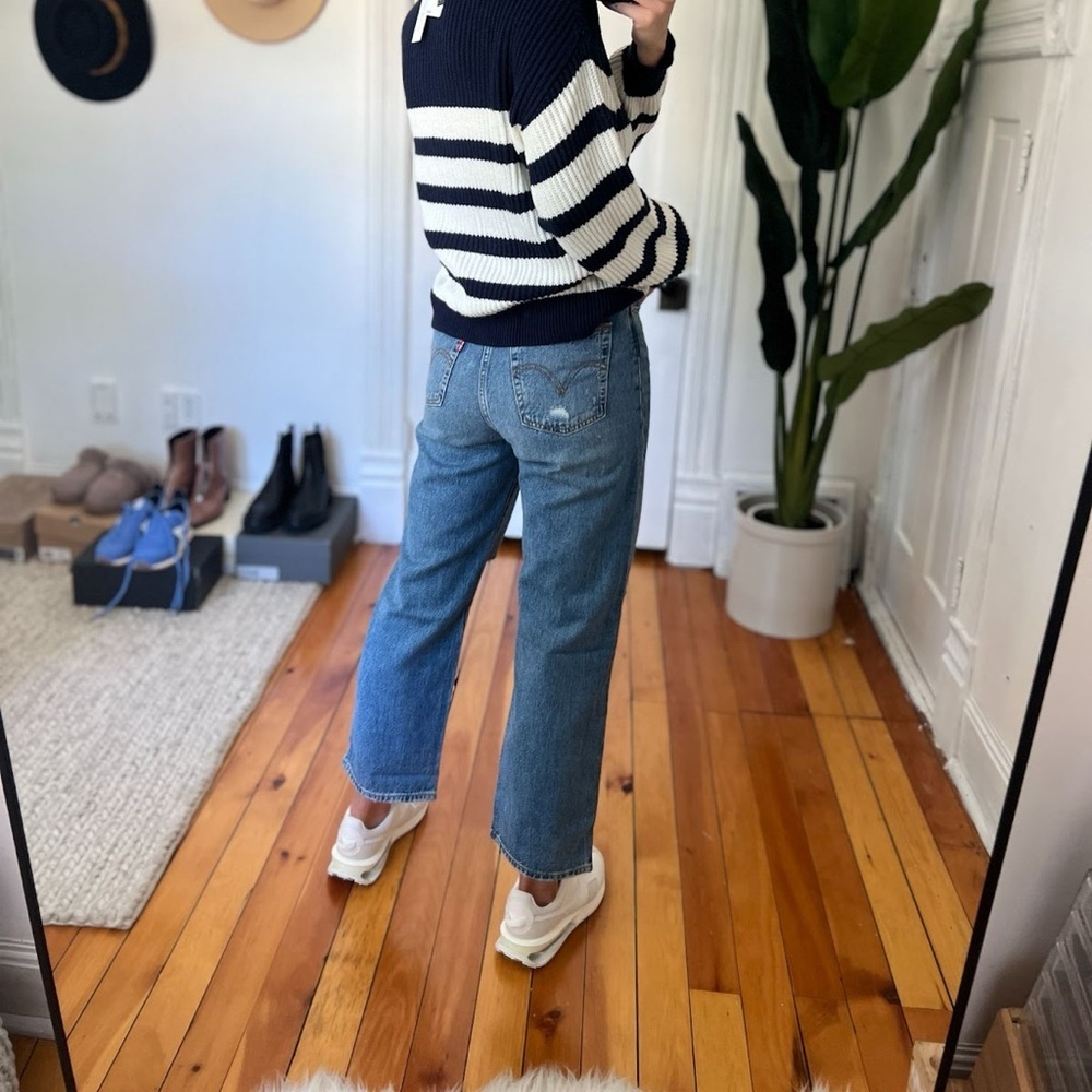 Levi's Ribcage Straight Ankle Jeans Feelin' Cagey Distressed 28 - Picture 2 of 10